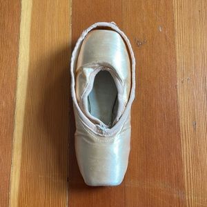 Freed of London Pointe Shoes 5 XX 🍷 maker